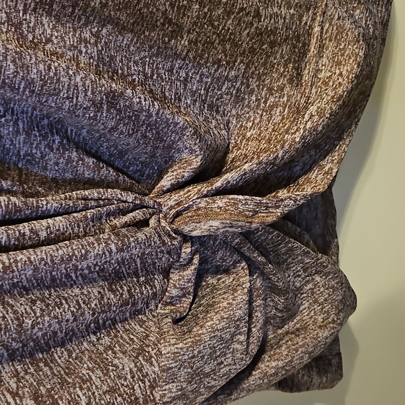 Brown Heathered Short Sleeve Shirt Dress. In EUC - Picture 3 of 4